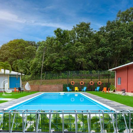 Putra Sentosa Retreat Camp, Sematan Otel Dış mekan fotoğraf